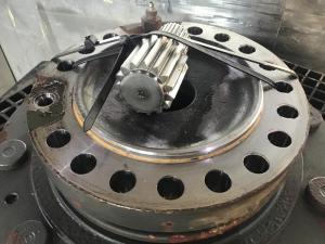 Liebherr Naben-Carrier